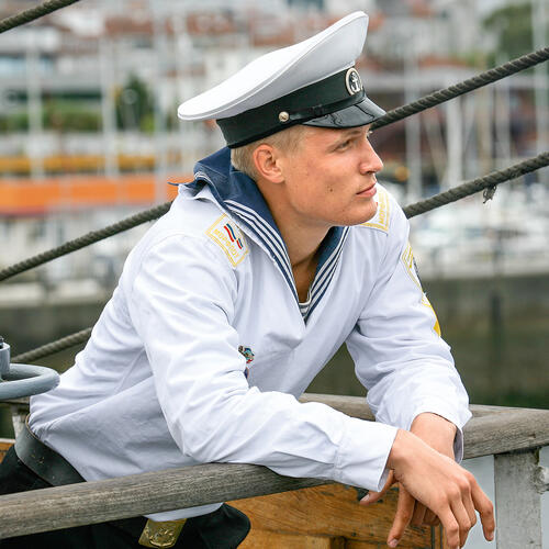 Мне кажется, очень важно, чтобы люди оставались самими собой, не тратили энергию, не работали на то, чтобы друг другу понравиться