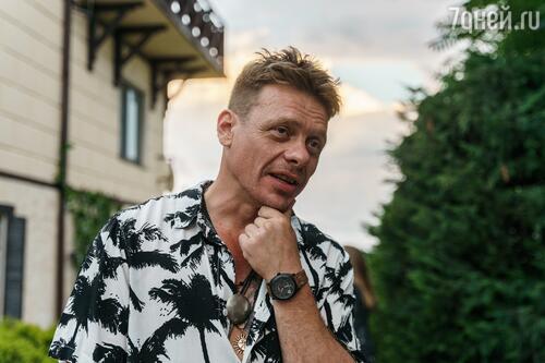 «Отпуск», реж. Александр Бойков, Андрей Элинсон, Дмитрий Невзоров