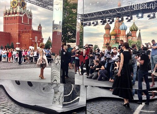Эвелина Хромченко на показе Dior