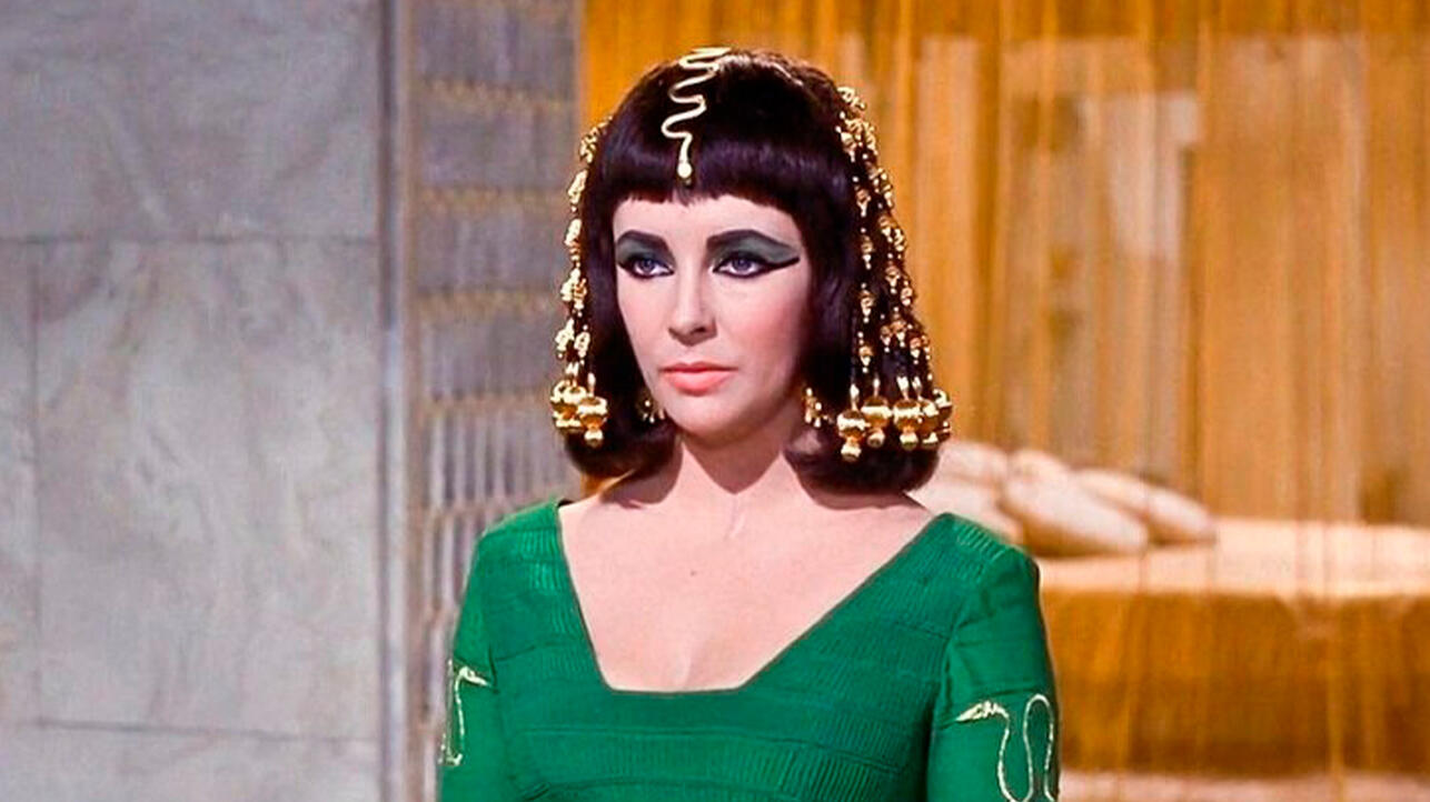 Элизабет Тейлор в фильме «Клеопатра» фото