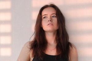 «Я толстая!» — звезда «Физрука» показала фигуру в нижнем белье «Я толстая!» — звезда «Физрука» показала фигуру в нижнем белье