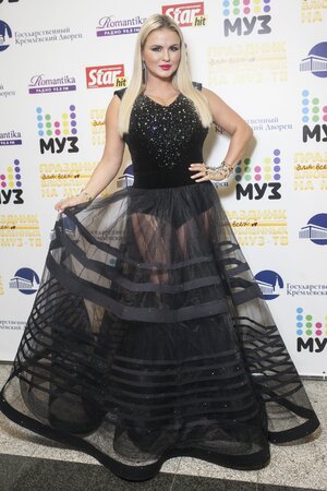 Анна Семенович