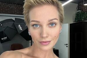 Постельное фото Асмус с тайным возлюбленным попало в Сеть