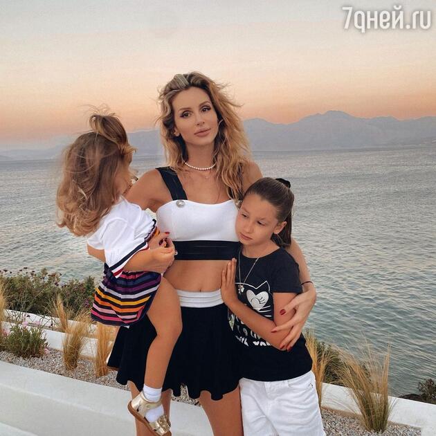 Светлана Лобода с дочками: Евой и Тильдой — фото