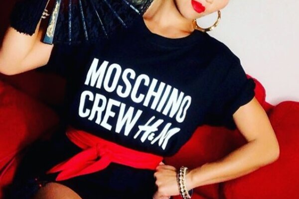 Moschino  H&M   