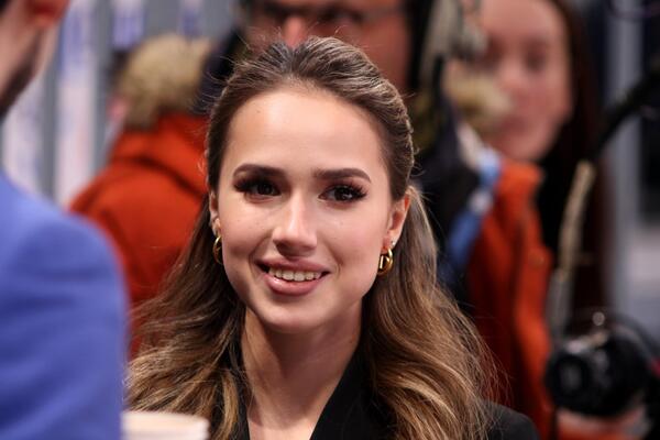 &laquo;Жду ваших поздравлений&raquo;: Алина Загитова объявила о резких переменах в жизни