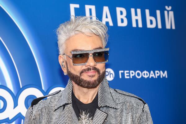 Филипп Киркоров получил неожиданный удар в спину в свой день рождения