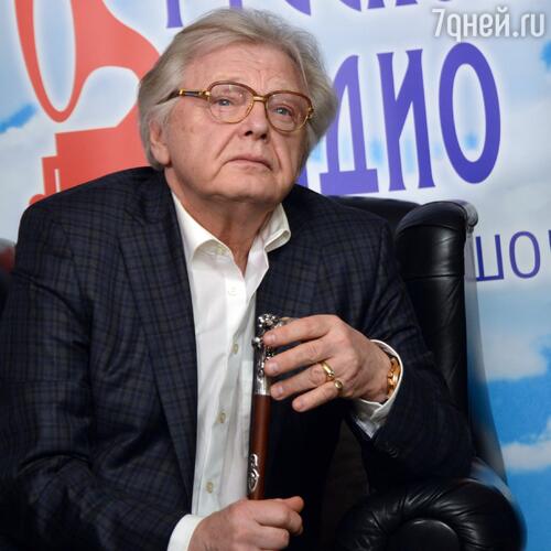 Юрий Антонов