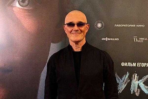 Егор Бероев официально представил публике свою юную жену Анну Панкратову