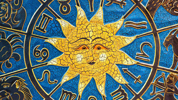 Астрологи&nbsp; назвали знак, который станет сказочно богатым совсем скоро