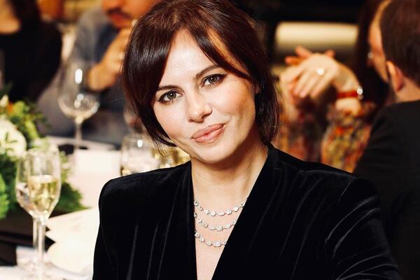 Оксана Лаврентьева поделилась мыслями по поводу зависти к красоте дочери