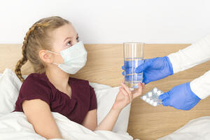 Антибиотики для детей: при каких заболеваниях назначают 