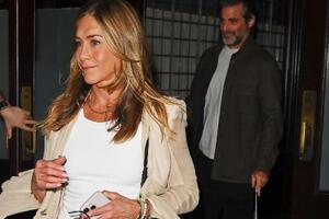 Как романтично! Стало известно, как Дженнифер Энистон и ее бойфренд решили провести Рождество 