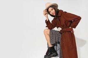 Сбросить 5 лет за 5 минут: цвета в одежде, которые молодят