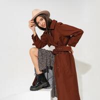 Сбросить 5 лет за 5 минут: цвета в одежде, которые молодят