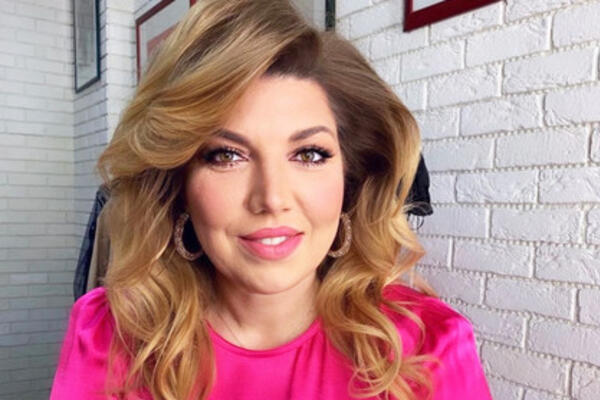 «Уже худая, остановись!» Экстремальное преображение Скулкиной напугало фанатов