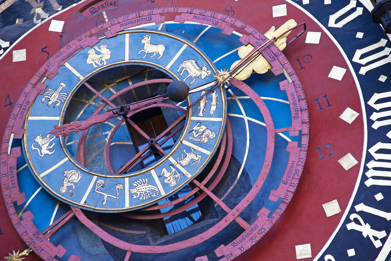 Астролог Зарипова назвала три знака, которые увеличат свой доход с 5 по 9 ноября — неожиданные деньги