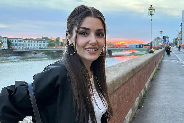 Ханде Эрчел вновь прилетит в Москву на премьеру фильма «Два мира, одно желание»