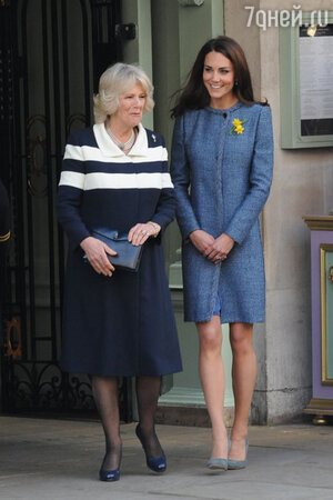 С невесткой Чарльза Кейт, женой принца Уильяма, у нее тоже хорошие отношения 