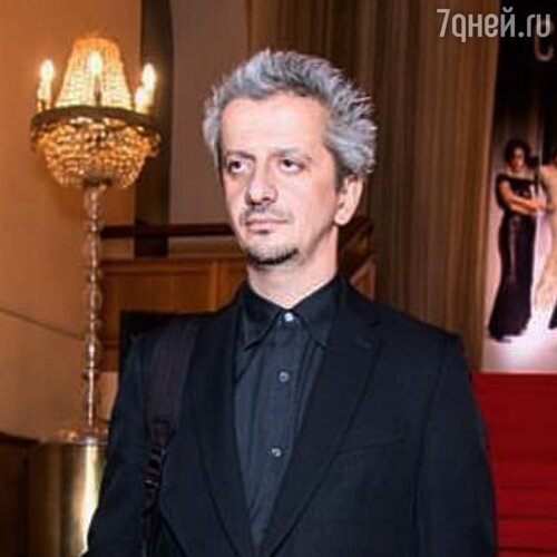 Константин Богомолов