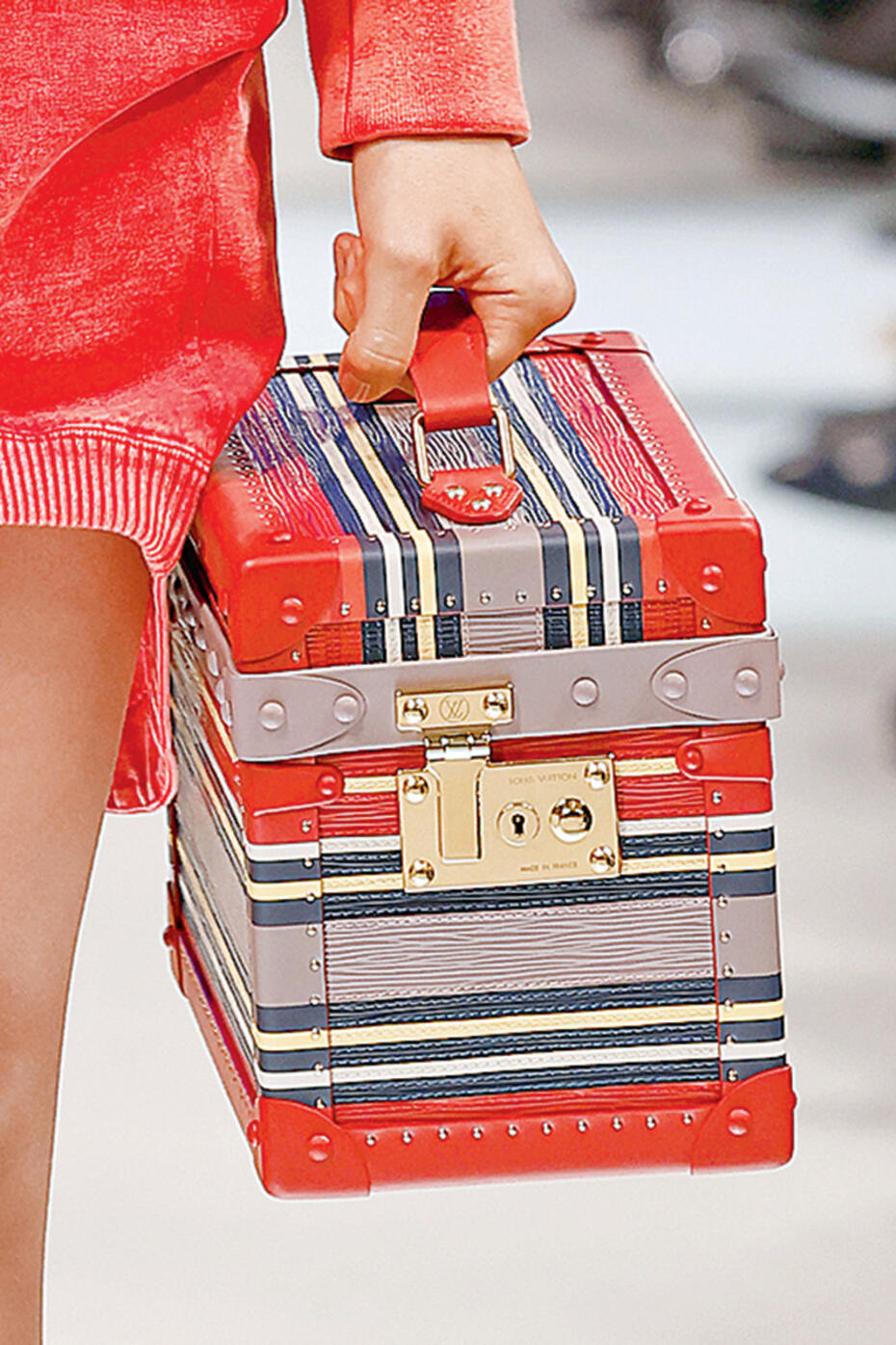 Louis Vuitton