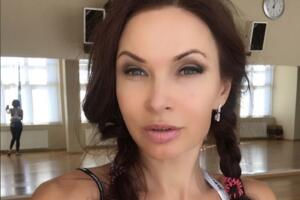 «Я приведу ему женщину»: Эвелина Блёданс о будущем особенного сына