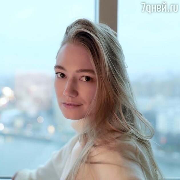 Оксана Акиньшина - фото