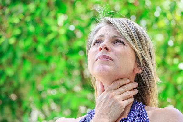 Ангина, фарингит, ларингит: как защититься от заболеваний горла в летний период