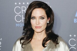 Анджелина Джоли опровергла обвинения в издевательстве над детьми