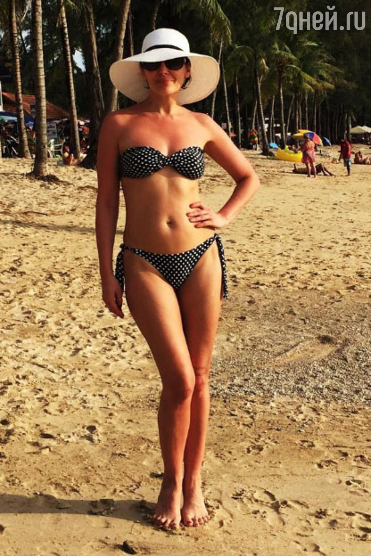 43-летняя Екатерина Волкова похвасталась фигурой в бикини - 7Дней.ру
