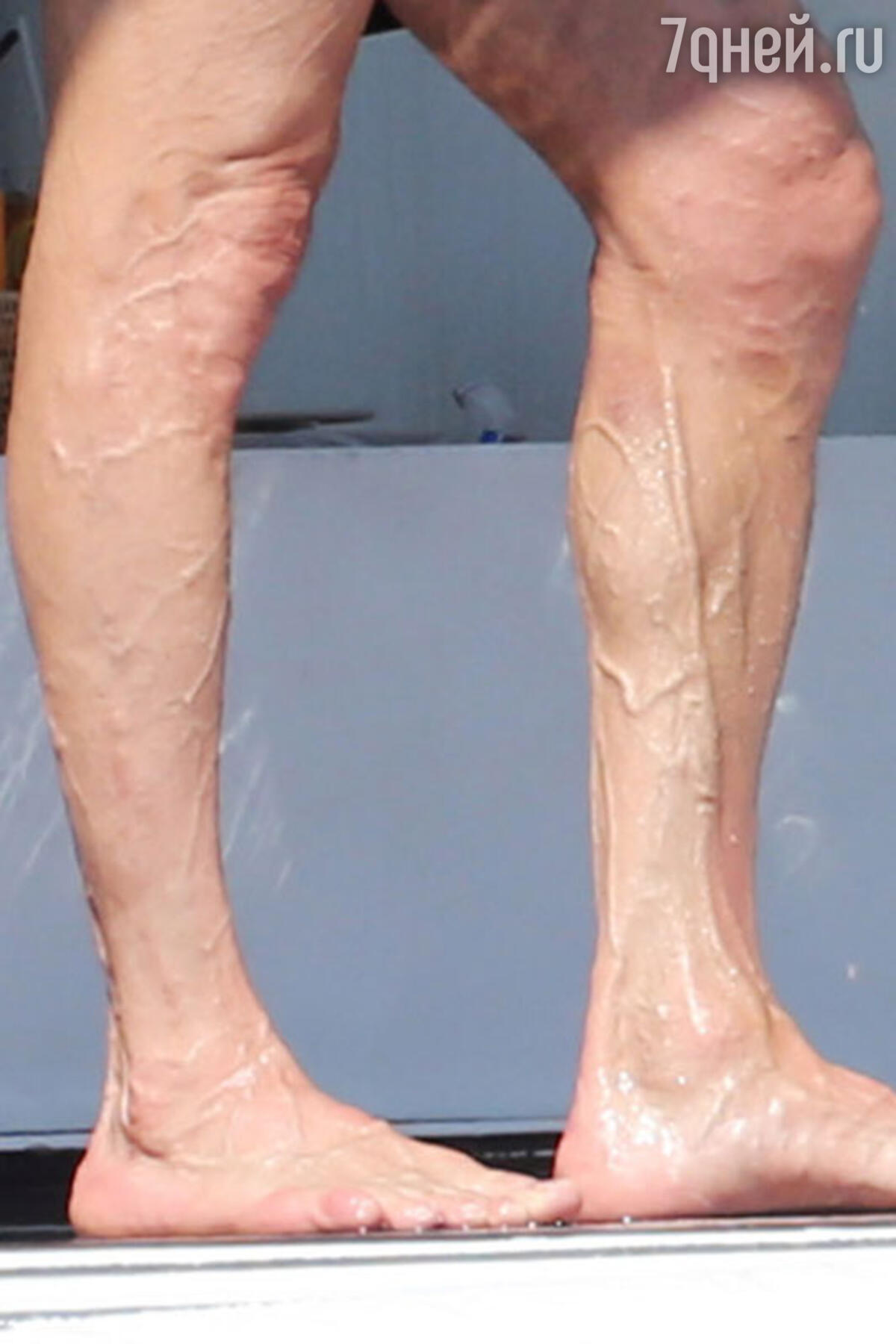 Ступни ножки раздетой девки киска пальчики ног (66 фото)