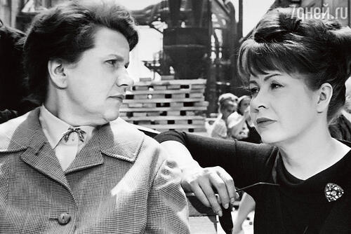 Инна Макарова и Нина Сазонова в фильме «Женщины», 1965 год