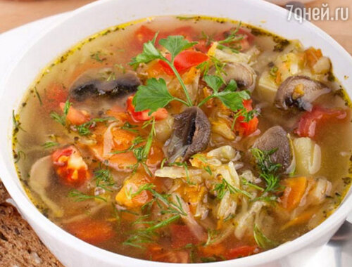 Щи с грибами и овощами