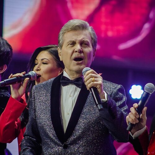 Лев Лещенко