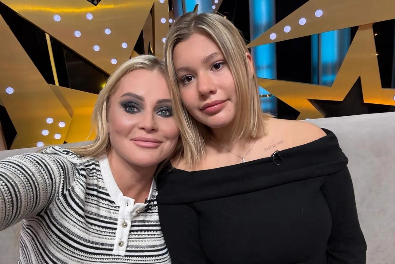 Р”Р°РЅР° Р‘РѕСЂРёСЃРѕРІР° СЃ РґРѕС‡РµСЂСЊСЋ РџРѕР»РёРЅРѕР№