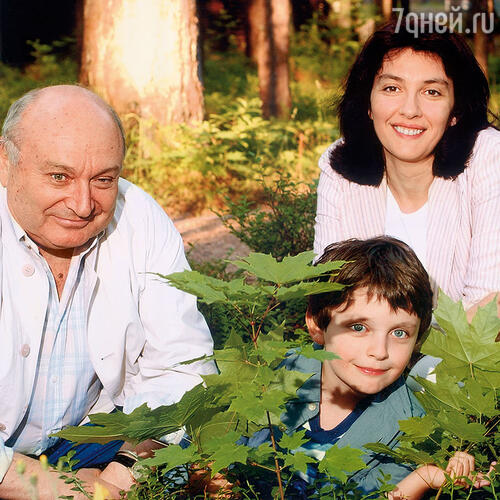 Мы жили, любили и в далекое будущее не заглядывали. Но я знала: если вопрос о статусе подвиснет, если Миша не захочет ребенка, наши пути разойдутся