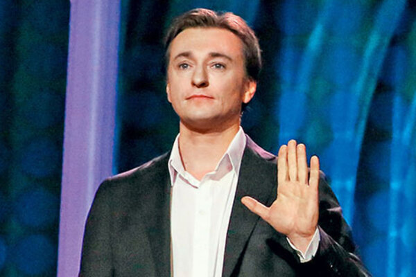 Сергей Безруков помог поклонникам