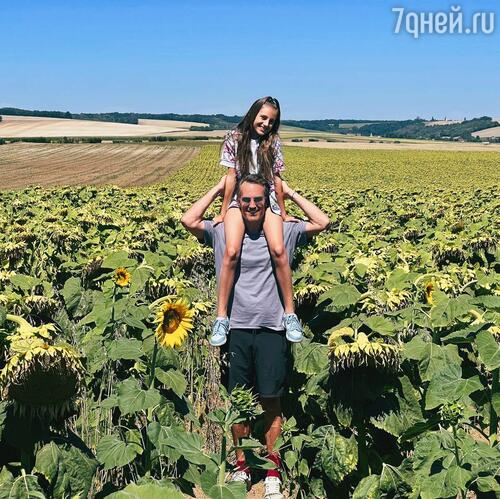 Михаил Земцов с дочкой