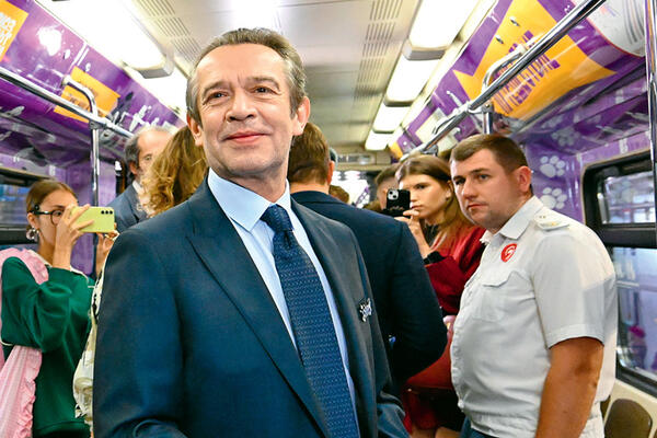 Олег Табаков: человек и поезд