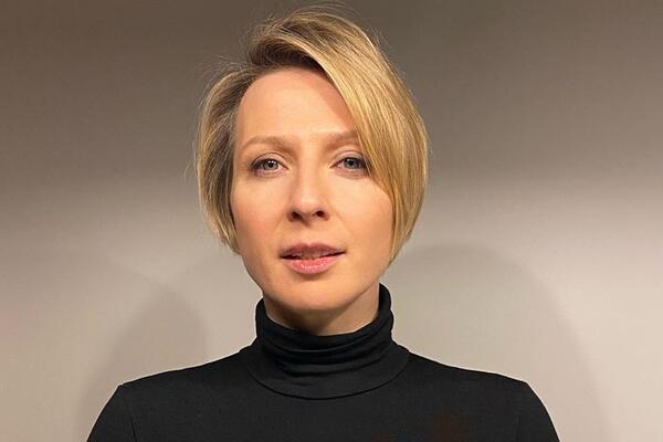 «Думала, я бессмертная»: Яна Чурикова борется с тяжелой болезнью