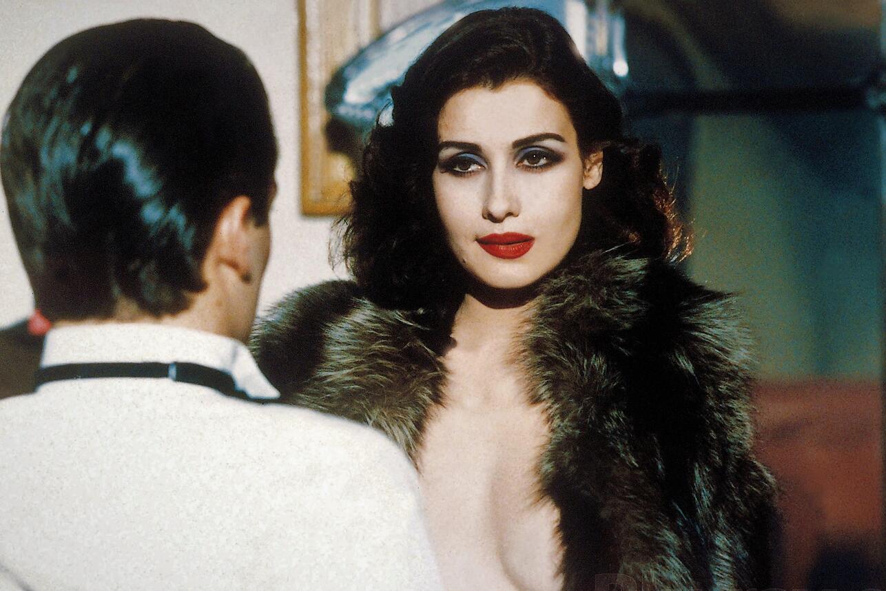 Итальянский эротический фильм 1979 года Боба Гуччионе и Тинто Брасса «Калигула» (pt, eng subs)