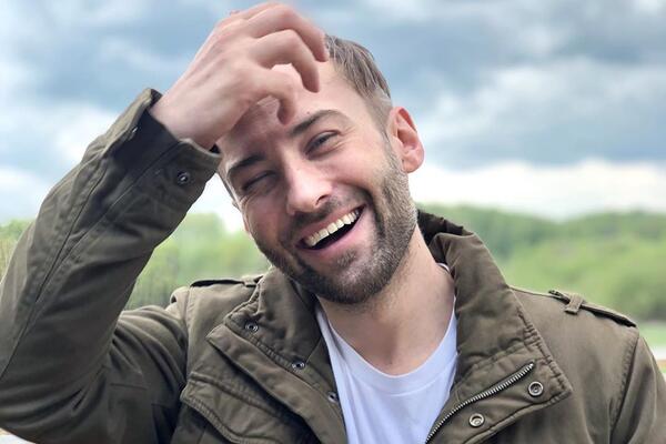 Дмитрий Шепелев предложил телеведущей завести детей
