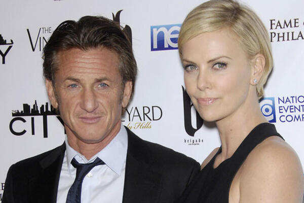 Шон Пенн подготовил дом для приезда Шарлиз Терон