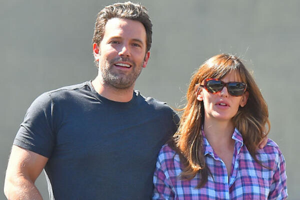 Бен Аффлек и Дженнифер Гарнер вместе переезжают в новый дом 