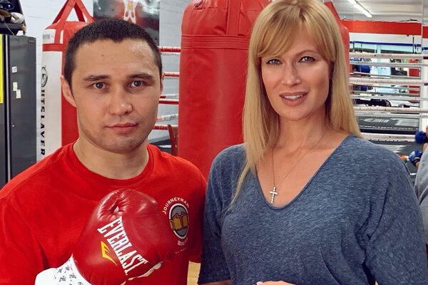 Олеся Судзиловская борется за стройную фигуру с помощью бокса