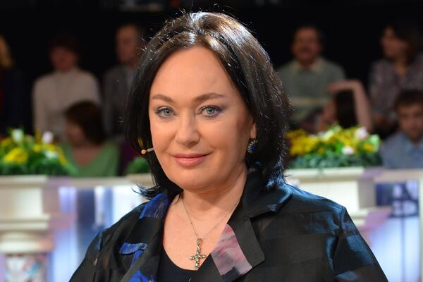 «Виват, королева!» Коллеги поздравили Ларису Гузееву с юбилеем