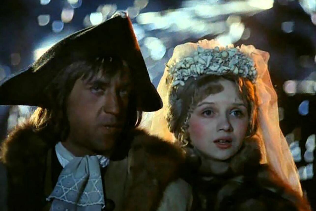 кадр из фильма «Сказ про то, как царь Петр арапа женил» (1976) фото