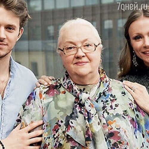 Екатерина Градова с дочкой Марией и внуком Андреем