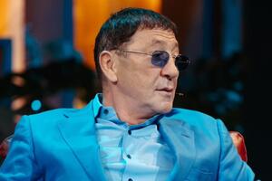 Сябитова уверена в крахе романа Лепса со студенткой: «Это выматывает»