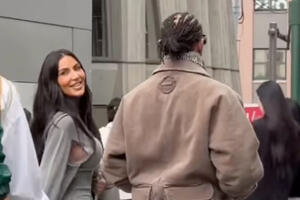 Романтические каникулы: Ким Кардашьян засекли с Хэмилтоном в Японии